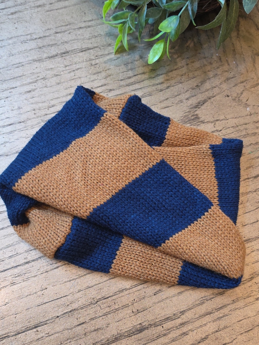 Kids Striped Knit Scarf- Navy & Camel